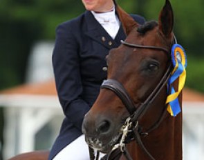 Lyndal Oatley and Sandro Boy were fourth in the 2012 CDI Compiegne Grand Prix and highest scoring Australian pair at this Australian Olympic nomination event :: Photo © Astrid Appels