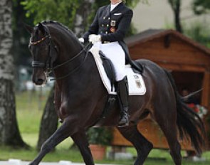 Florine Kienbaum and Don Windsor at the 2012 European Young Riders Championships in Berne (SUI) :: Photo © Astrid Appels