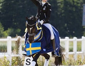 Sofie Andersson and Puccini win the 2012 Swedish Pony Championships :: Photo © Sofie Eriksson Söld