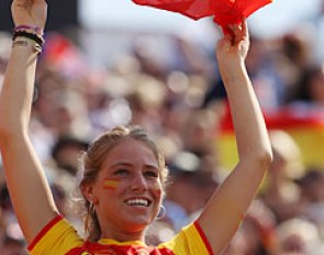 A cheering Spanish fan