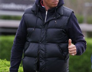 Thumbs' up from British pony team trainer Peter Storr