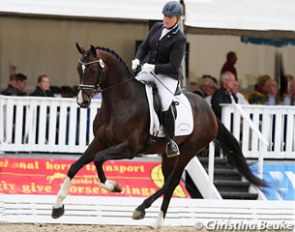Sandra Frieling and Dancing World at the 2012 Hanoverian Riding Horse Championships in Verden :: Photo © Christina Beuke