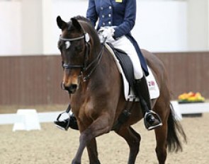 British junior Maisie Scruton made her CDI debut aboard Hot Chocolate (by Sandro Hit)
