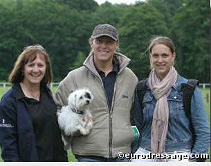 Geoff Osol, Thomas Bach Jensen with Lola, and Astrid Appels at the 2004 Oldenburg Elite Mare Show in Rastede