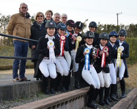 The judges with the junior and young riders at the 2018 CDI Gotemba