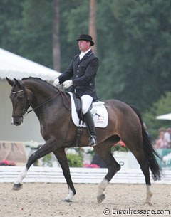 Michael Sogaard and Dybdalgaards Margerit at the 2008 World Young Horse Championships :: Photo © Astrid Appels