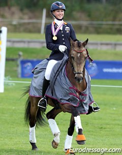 Sanne Vos and Champ of Class