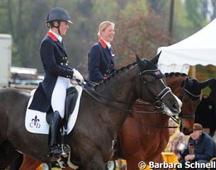 Team mates Charlotte Dujardin and Laura Bechtolsheimer have a chat