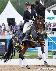 Isabell Werth and El Santo win the WDM Grand Prix at the 2012 CDI Munich :: Photo © Selene Scarsi