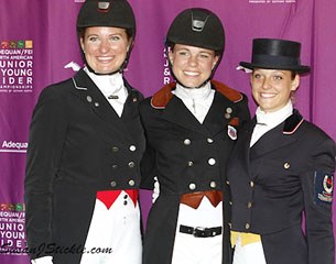 The Young Riders Kur Medalists: Monica Houweling (CAN) - Silver, Brandi Roenick (Reg 5) - Gold, Mathilde Blais Tetrault (CAN) - Bronze :: Photo © Susan Stickle