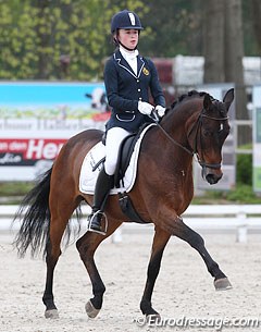Belgian new comer Elle Peytier of former Belgian team pony Alexandre Dumas