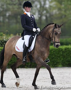 Sanne Vos and Champ of Class :: Photo © Astrid Appels