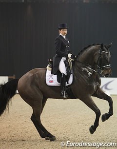 British Sarah Millis and the Australian bred HP Frontier (by Falkrich)