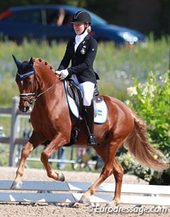 Swedish Ella Viebke on the talented mover Drink Pink