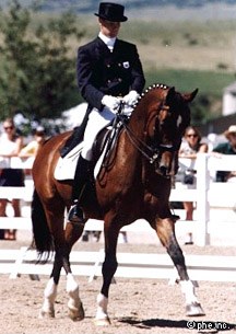 Ryan Hites and Staatsman at the 1998 North American Young Riders Championships :: Photo © Mary Phelps