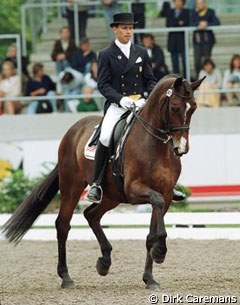 Steffen Peters and Grandeur at the 1999 CDIO Aachen :: Photo © Dirk Caremans