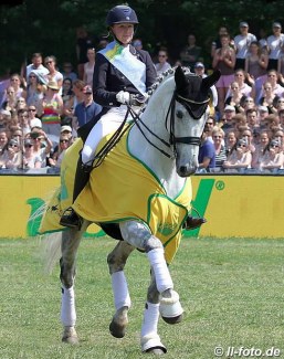 Emma Kanerva wins the 2018 Hamburg Dressage Derby :: Photo © LL-foto