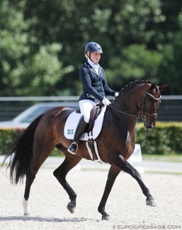 Yvonne Osterholm and Dorina at the 2017 World Young Horse Championships :: Photo © Astrid Appels