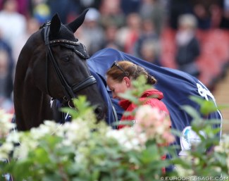 Groom Steffi Wiegaard and Weihegold :: Photo © Astrid Appels