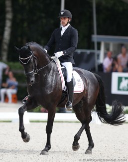 Andreas Helgstrand and Zhaplin Langholt at the 2018 World Young Horse Championship :: Photo © Astrid Appels