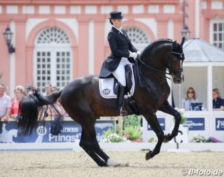 Bernadette Brune and Spirit of the Age OLD at the 2019 CDI Wiesbaden :: Photo © LL-foto