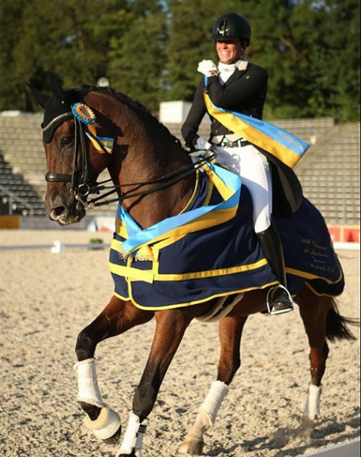 Anke Simon win the 2018 South German Professional Dressage Riders Championships