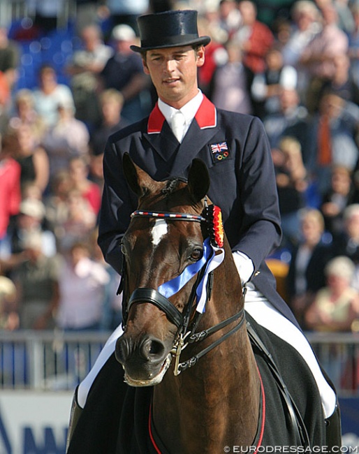 Carl Hester and Escapado at the 2005 European Dressage Championships in Hagen :: Photo © Astrid Appels