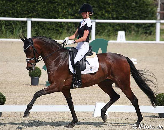 PBM Cosmopolitan and High Heels Win 2019 Wedel Bundeschampionate Qualifier