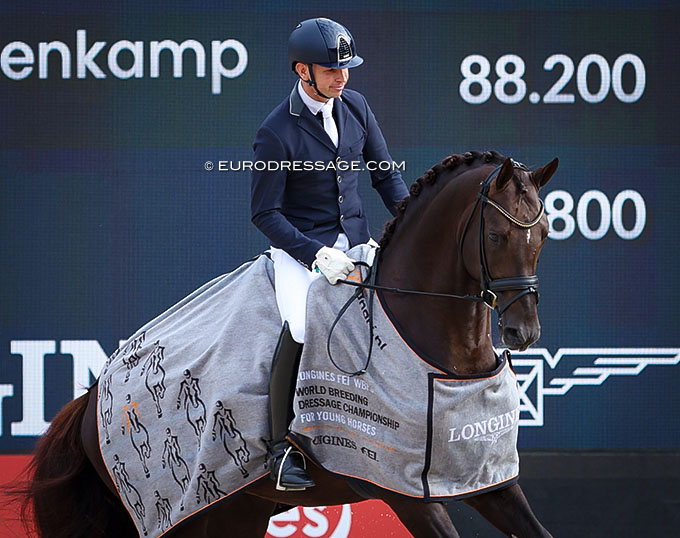 Bart Veeze Plays the Game of Thrones with Red Viper - Wins 5-YO