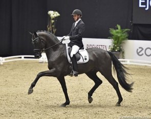 Andreas Helgstrand and Zhaplin Langholt at the 2018 DWB Young Horse Championship :: Photo © Ridehesten