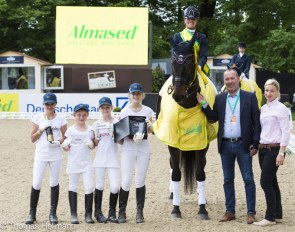Anne Lehmann and Don Juan win the Prix St Georges in the 2018 Almased Dressage Amateurs bronze tour in Hamburg :: Photo © Thomas Hellmann