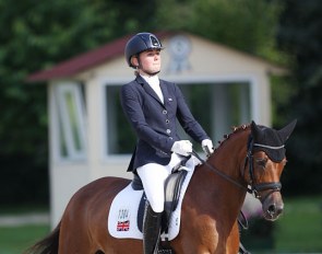 Annabella Pidgley and Ine at the 2018 CDIO-P Hagen :: Photo © Astrid Appels