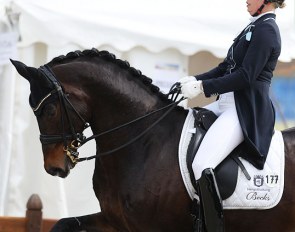 Ann-Christin Wienkamp and Daley Thompson warming up for the Nurnberger Burgpokal qualifier in Hagen :: Photo © Astrid Appels
