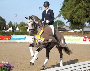 Beatrice Buchwand and Be Happy win the 4-yo Mare & Gelding division at the 2019 Hanoverian Young Horse Championships :: Photo © LL-foto