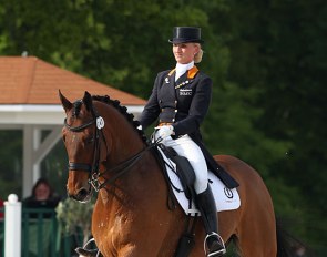 Lorraine van den Brink and Murdock at their last international, the 2013 CDI Compiègne :: Photo © Astrid Appels