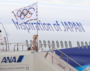 The Olympic flag arriving in Japan in 2016 :: Photo © IOC
