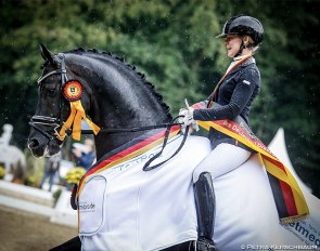 Jessica Lynn Thomas and Secret win the 6-yo dressage horse finals at the 2020 Bundeschampionate :: Photo © Petra Kerschbaum