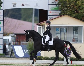 Luca Sophia Collin and Descolari at the 2020 CDI Hagen :: Photo © Astrid Appels