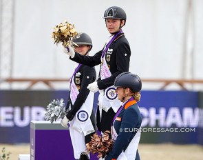 Semmieke Rothenberger, Raphael Netz and Jessica Poelman on the podium for the short grand prix medals at the 2021 European U25 Championships :: Photo © Astrid Appels