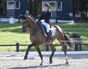Rikke Dupont on Hayden B at the Danish Young Horse Championship qualifier in the summer of 2018 :: Photo © Ridehesten