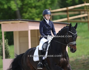 Emelie Hertwig and Diamond’s Rubioso at the 2022 CDI Troisdorf :: Photo © Astrid Appels - no reproduction allowed