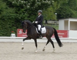 Ilona Kress on Simsala D at the 2023 CDN Ludwigsburg :: screen shot