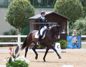 Melanie Bartz on Delgado at the 2022 European Junior/Young Riders Championships in Hartpury. Sister Lisa now rides him :: Photo © Astrid Appels
