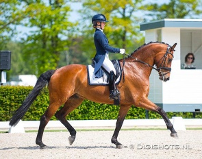 Maddy Dijkshoorn and her new junior riders' horse, Appstore :: Photo © Digishots