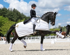 Beatrice Arturi and Destint OLD win the U25 division at the 2023 CDIO Pilisjaszfalu :: Photo © Anett Somogyvari