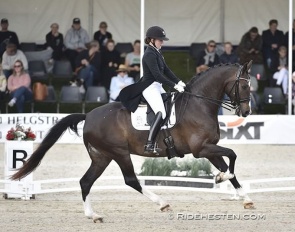 Underdog Nadja Aaboe Sloth and Favour Gersdorf are long listed for the Danish team, even though the pair was not competing in any of the major 4 and 5 competitions in the past few months. Sloth rode in the CDI Herning and Troisdorf :: Photo © Ridehesten