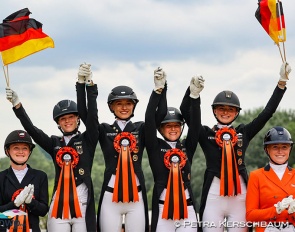 Team Gold for Germany at the 2023 European Under 25 Championships in Pilisjaszfalu :: Photos © Petra Kerschbaum