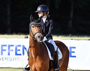 The 10-year old Lilly Kasselmann on Golden Clooney is nominated for the 2023 German Developing Pony Rider Championship :: Photo © Mhisen
