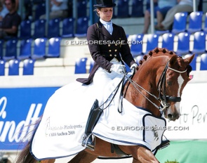 Julie de Deken and Fazzino winning the inaugural U25 tour at the 2010 CDIO Aachen :: Photo © Astrid Appels