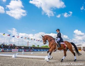 Lap of honour for Habova on James Bond at the 2022 CDI Olomouc :: Photo © Lukasz Kowalski